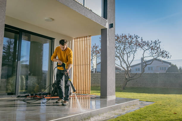 Why Choose Our Pressure Washing Services in Illinois